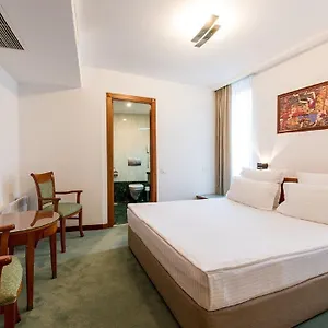 Duke Romana Center Otel Bükreş